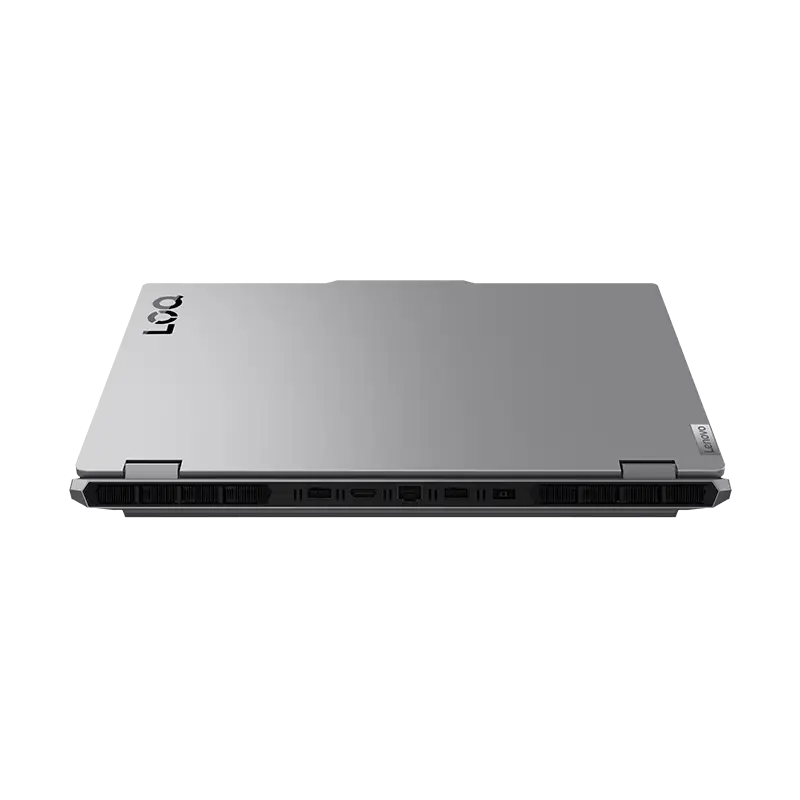 Parte trasera del LOQ 15IRX10 mostrando puertos de carga, ventilación y diseño de líneas del cover